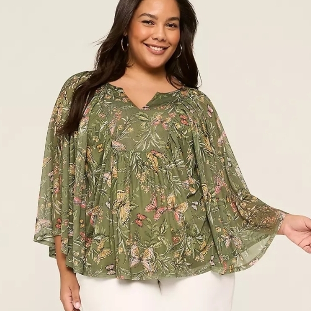 Lane Bryant Sage Green Butterfly Flutter Top 22/24 NWOT (6351)